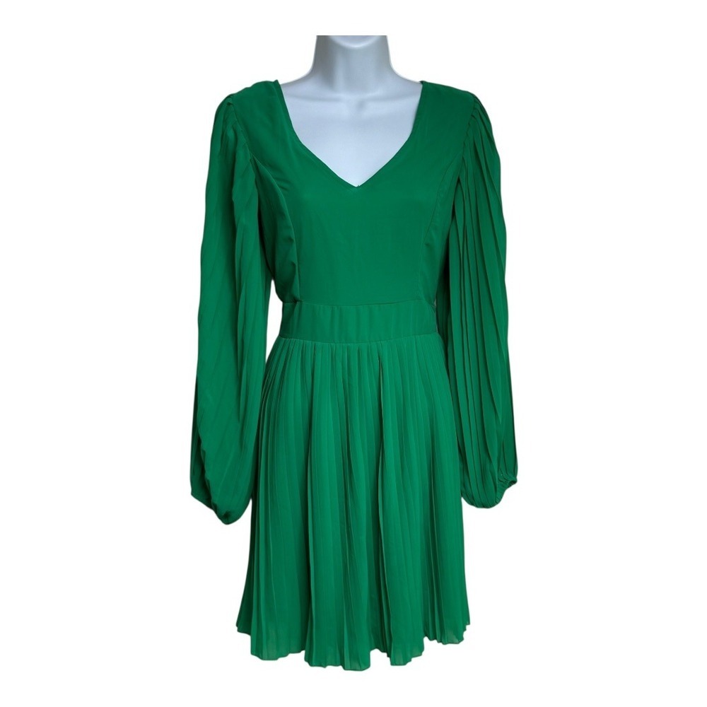 Jessica Simpson Pleated V Neck‎ Long Sleeve Green Dress Midi Size M